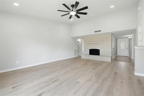 8718 Vernon Drive, Rowlett, TX 75088