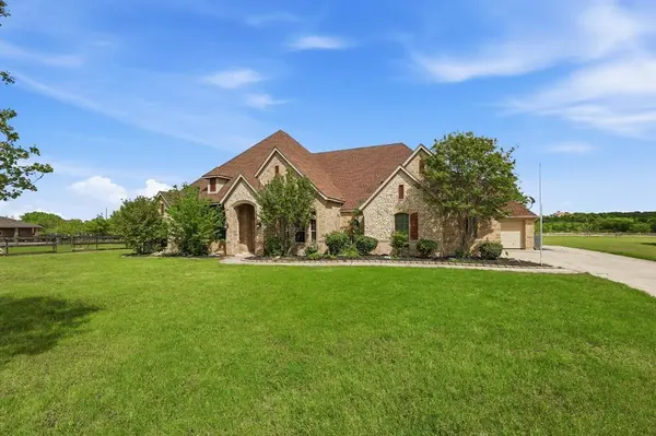 4430 Bucking Bronc Drive, Fort Worth, TX 76126