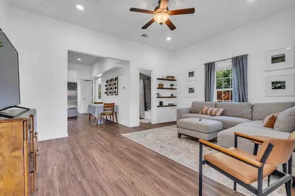 421 N Main Street, Farmersville, TX 75442