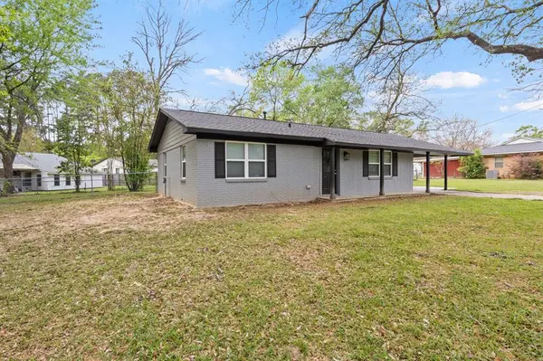 802 Quitman Street, Pittsburg, TX 75686