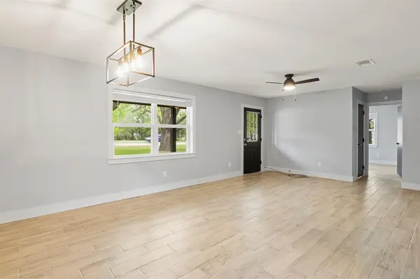 802 Quitman Street, Pittsburg, TX 75686