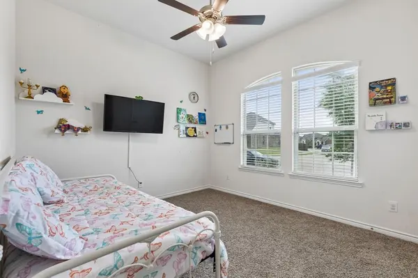 10925 Autry Ridge Lane, Aubrey, TX 76227