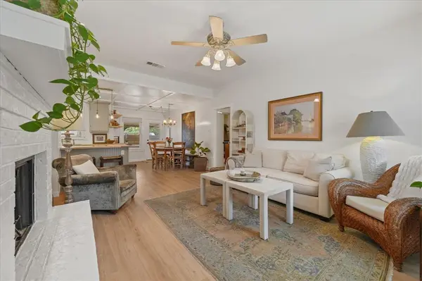 605 Meadow Lane, Roanoke, TX 76262