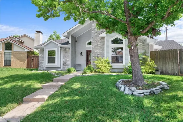 2539 Melissa Lane, Carrollton, TX 75006