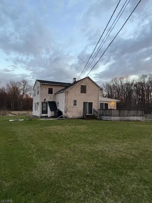 73 Featherbed Ln, Raritan Twp., NJ 08822