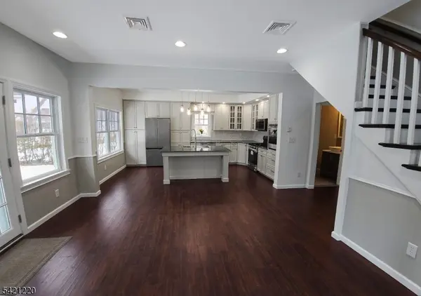 27 Forest Rd, Mount Olive Twp., NJ 07828