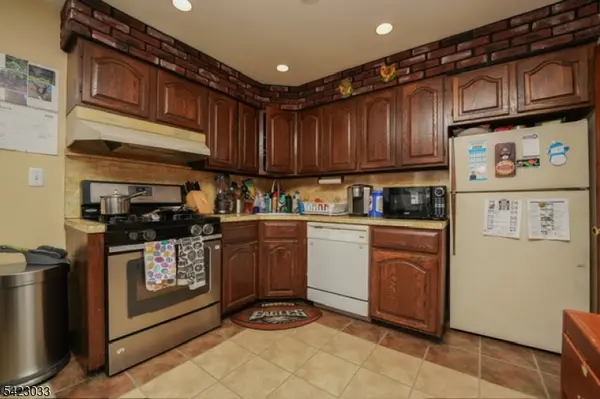 155 Rutherford Blvd, Clifton City, NJ 07014