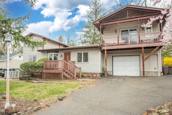 47 Laurel Dr, Wayne Twp., NJ 07470