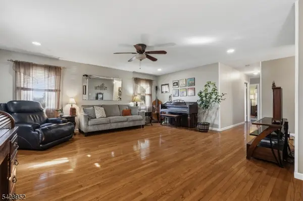 27 Summerall Rd, Franklin Twp., NJ 08873