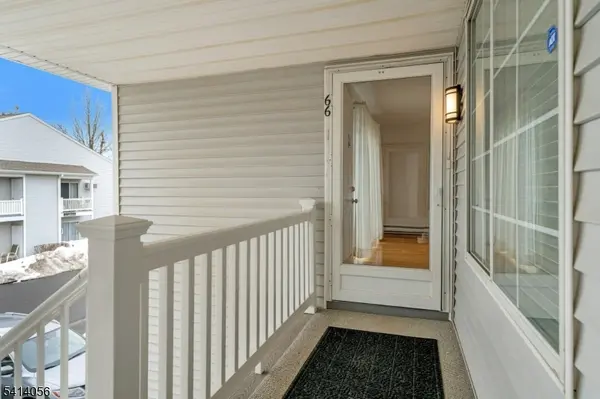 66 Village Green Rd Ondo, Bedminster Twp., NJ 07921