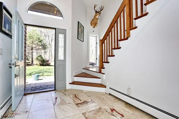 6 Copperas Ridge Rd, Rockaway Twp., NJ 07435