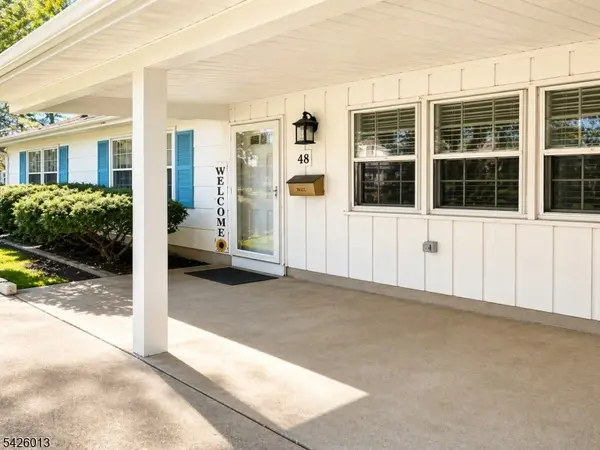 48 Morton Ave, Monroe Twp., NJ 08831