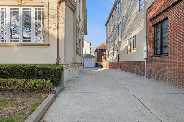 2049 East 1st ST, Brooklyn, NY 11223