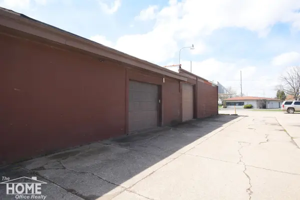 1201 Corunna AVE, Owosso, MI 48867