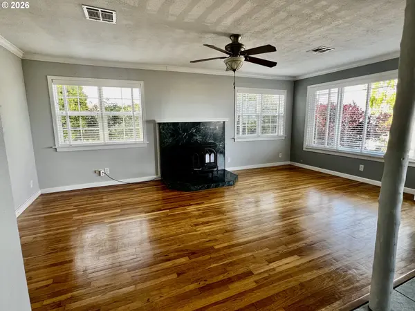 94251 2ND ST, Gold Beach, OR 97444