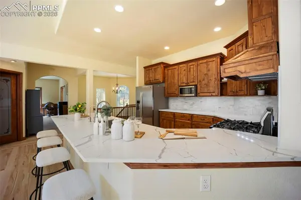 18525 Glenthorne LN, Monument, CO 80132