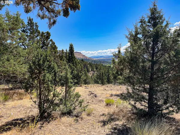 219 VALLEY VIEW DR, John Day, OR 97845