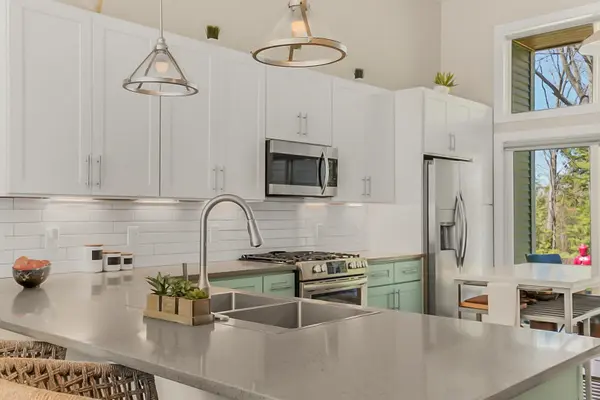 8906-B Manhattan North, Long Lake Twp, MI 49685