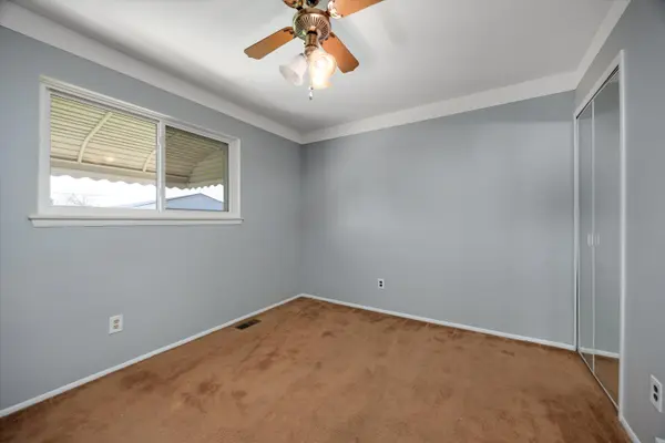 31036 Palomino AVE, Warren, MI 48093