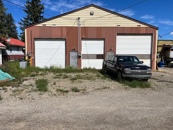 5115 50 AVE, Caroline, AB T0M 0M0