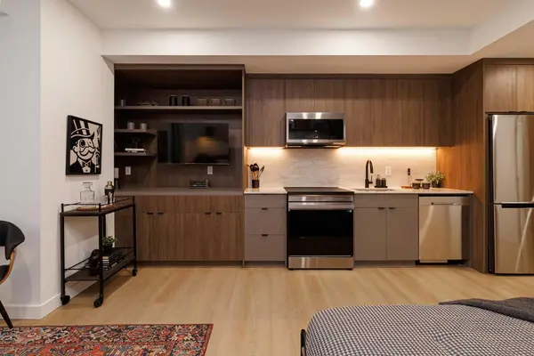 1520 4 ST SW #SL5, Calgary, AB T2Y 0Y4