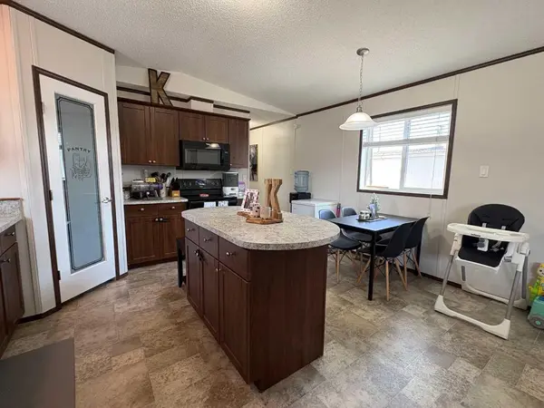 4000 Minto ST #71, Penhold, AB T0M 1R0