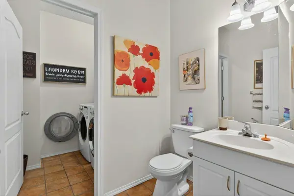 92 Hamptons Link NW, Calgary, AB T3A 5V9