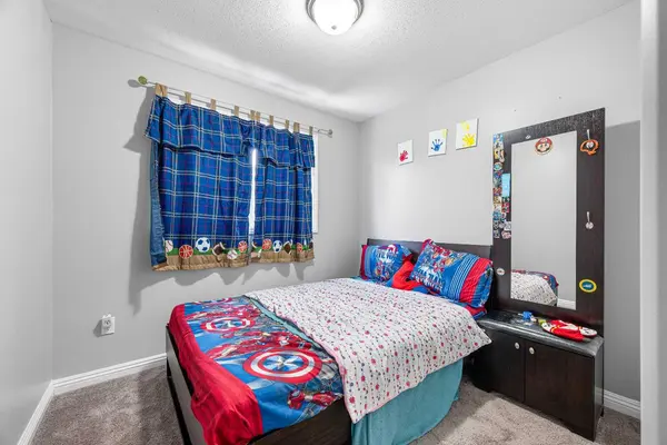 5302B 14 ST, Lloydminster, AB T9V 2K1