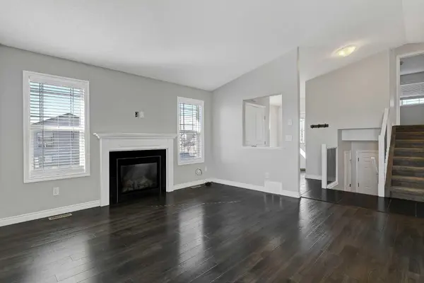 12701 105, Grande Prairie, AB T8V 2N3