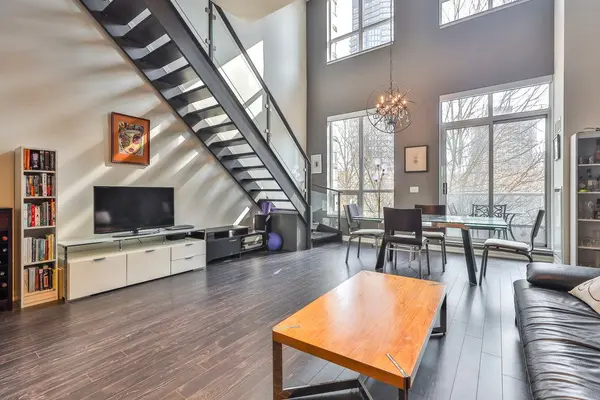 500 Sherbourne ST #215, Toronto C08, ON M4X 1L1