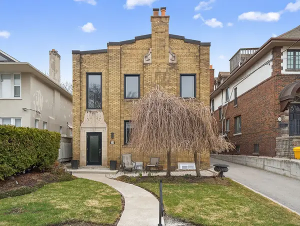 24 College View AVE #1B, Toronto C03, ON M5P 1J4