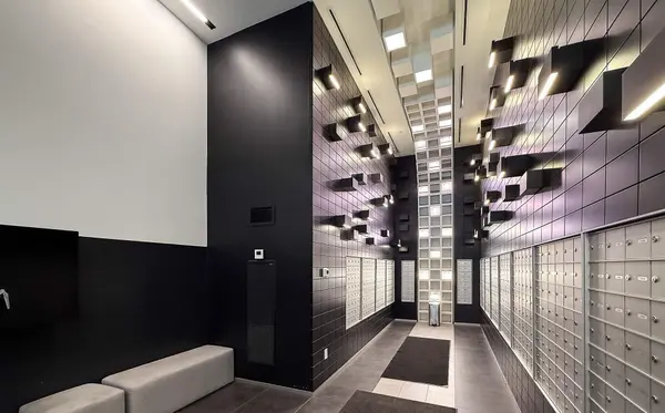 195 Redpath AVE #2410, Toronto C10, ON M4P 0E4