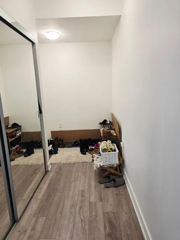 195 Redpath AVE #2410, Toronto C10, ON M4P 0E4