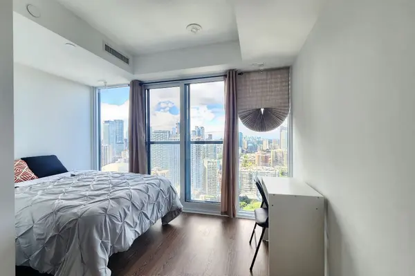 319 Jarvis ST #4009, Toronto C08, ON M5B 0C8