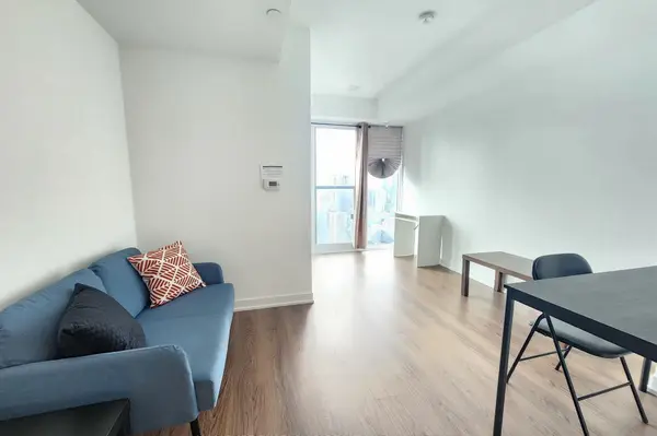 319 Jarvis ST #4009, Toronto C08, ON M5B 0C8