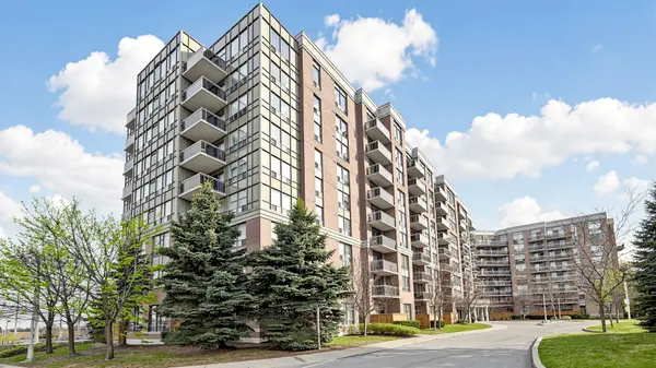 1720 Eglinton AVE E #812, Toronto C13, ON M4A 2X8