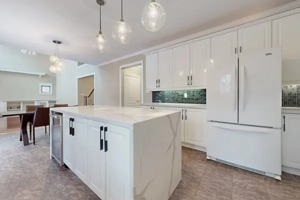 46 Williamson DR W, Ajax, ON L1T 4M9