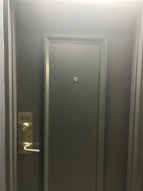 1665 Pickering Pkwy #512, Pickering, ON L1V 6L4