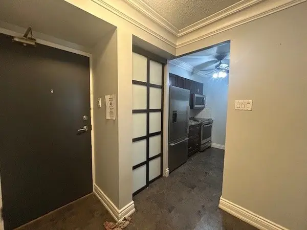 1665 Pickering Pkwy #512, Pickering, ON L1V 6L4