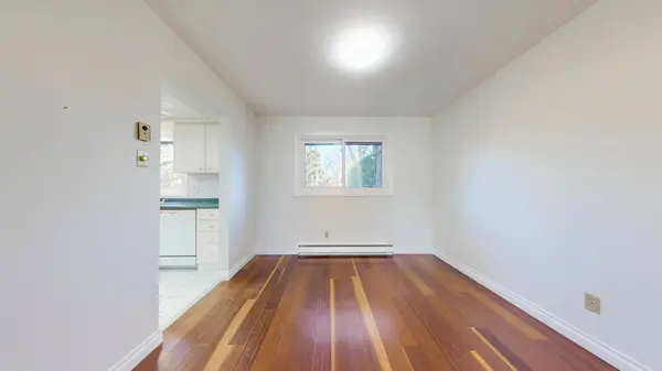 11 Castle Hill DR, Toronto E05, ON M1T 2Y2