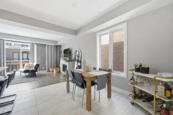 95 Dorian DR, Whitby, ON L1P 0C8