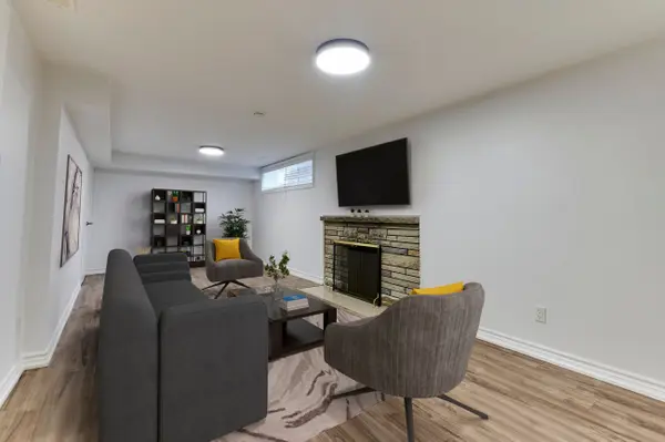 43 Meadowacres DR #Bsmt, Toronto E05, ON M1T 1B3