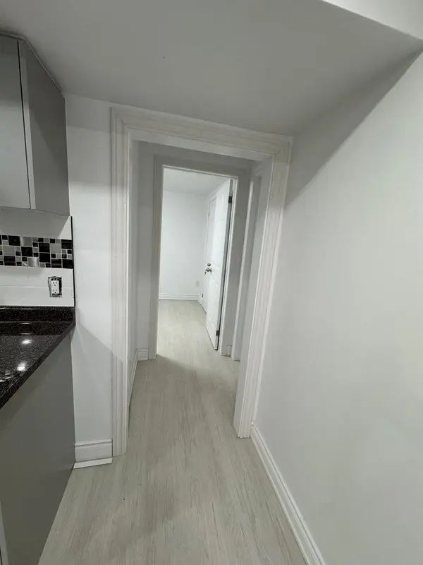 60 Heaslip TER, Toronto E05, ON M1T 1W9