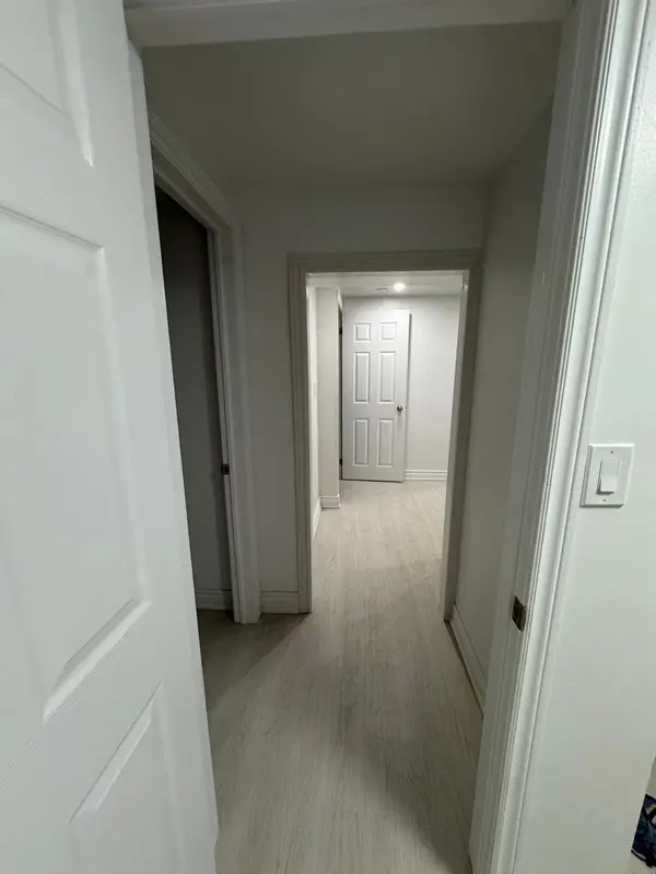 60 Heaslip TER, Toronto E05, ON M1T 1W9