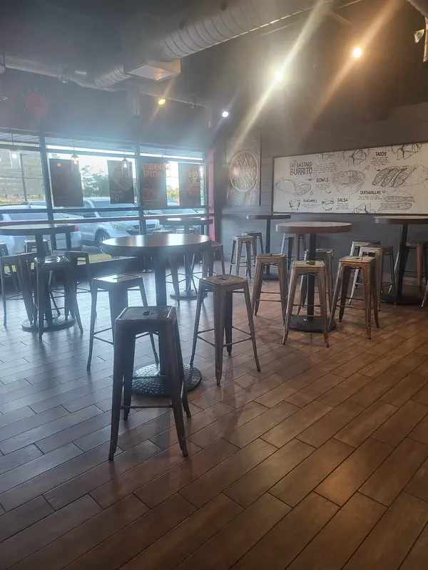 2575 Victoria Park AVE, Toronto E05, ON M1T 1A4