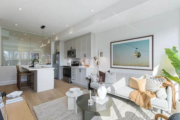 55 Harriet ST #D, Toronto E01, ON M4L 2G1