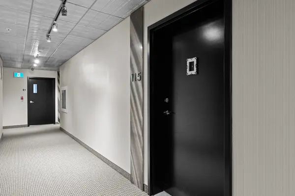 302 ESSA RD #115, Barrie, ON L9J 0H3