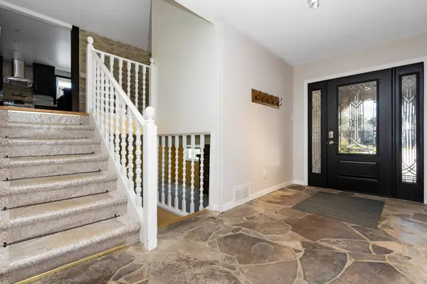 53 Alice ST, Collingwood, ON L9Y 4E9