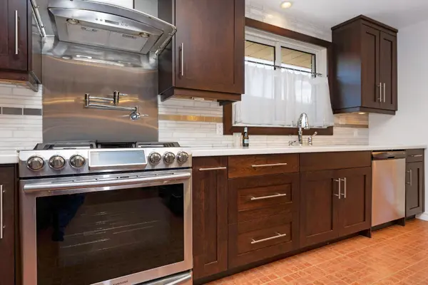 53 Alice ST, Collingwood, ON L9Y 4E9