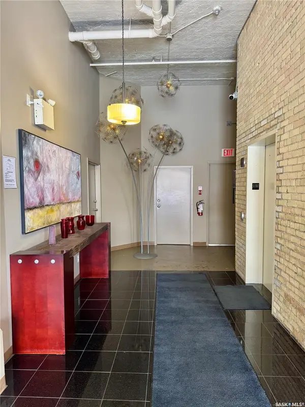 12 23rd STREET E #301, Saskatoon, SK S7K 0H5